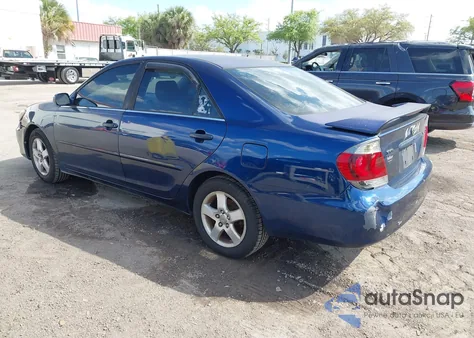 2005 Toyota Camry Se из США, поврежденный, VIN JTDBE32K553027517